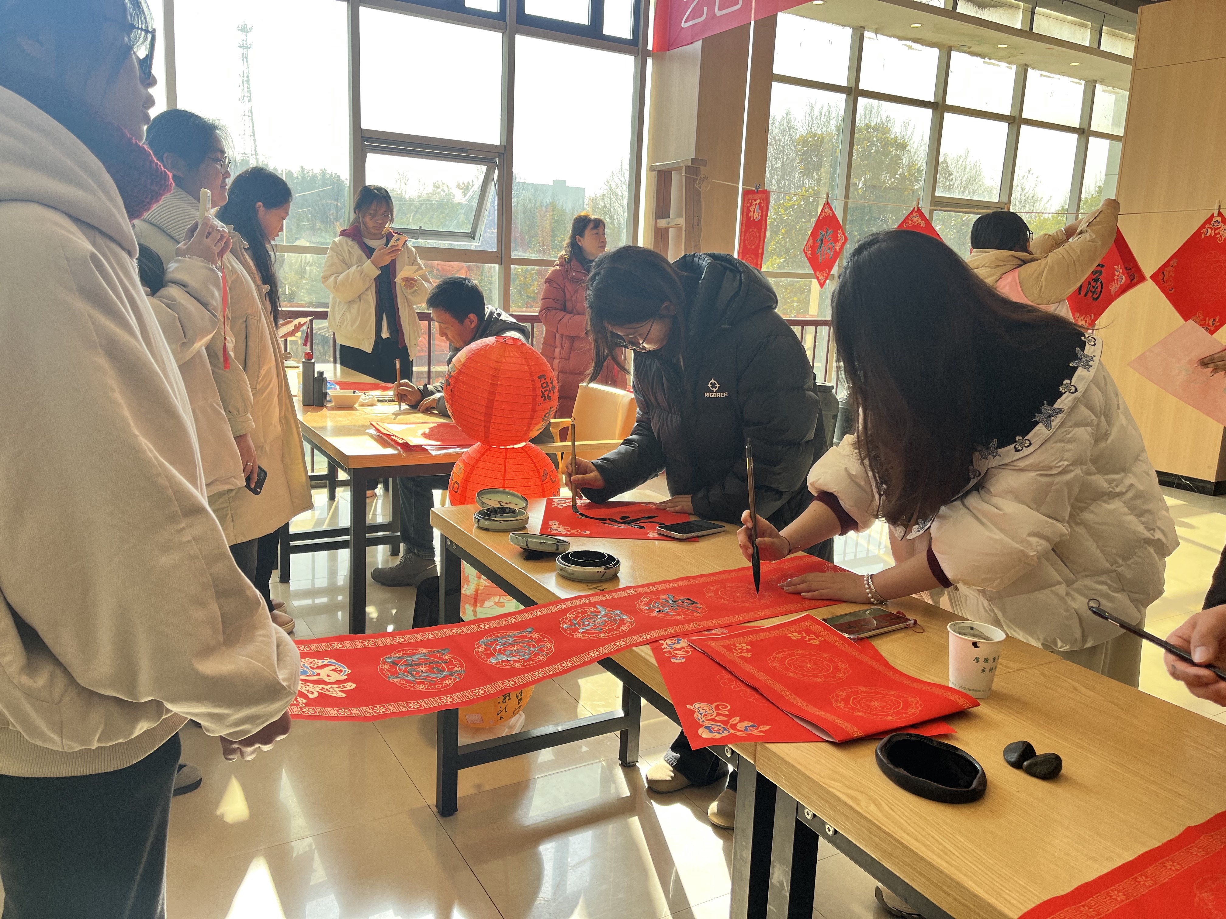 825C6C23B18CF59F48B24D918FC3E692